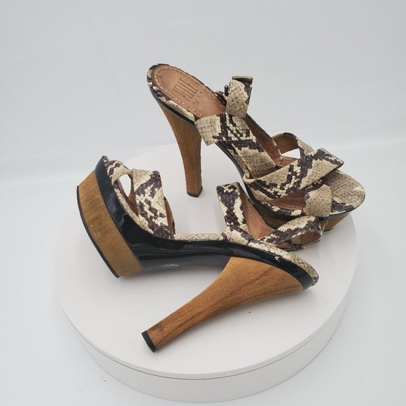 Animal Print Platform Heels - Picture 3 of 4